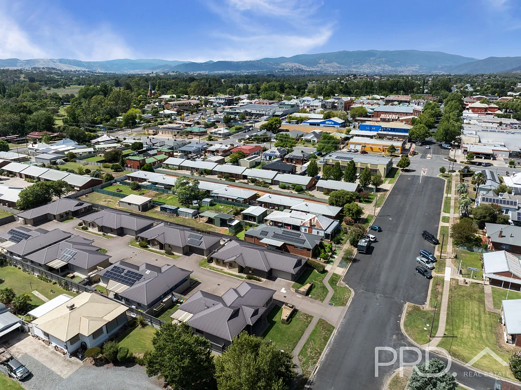 Tumut 4Zimmer Centrally Located Gem!