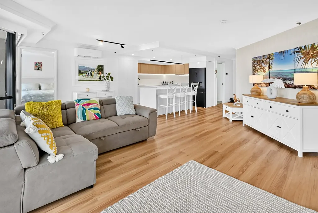 Broadbeach 2房  The Epitome of "Heart of Broadbeach" Living
