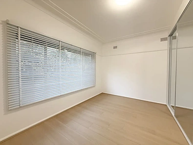 23 Hannons Avenue, Peakhurst, NSW 2210, 3 Bedrooms, 1 Bathrooms, House