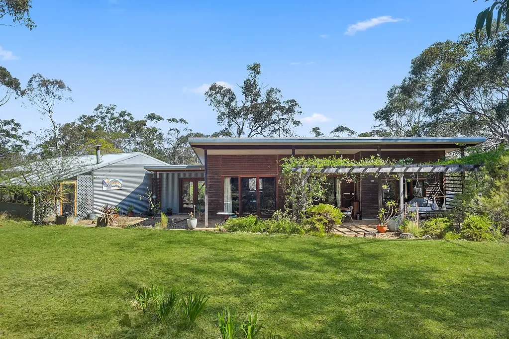 Tapitallee 3 Bedroom Bushland Retreat