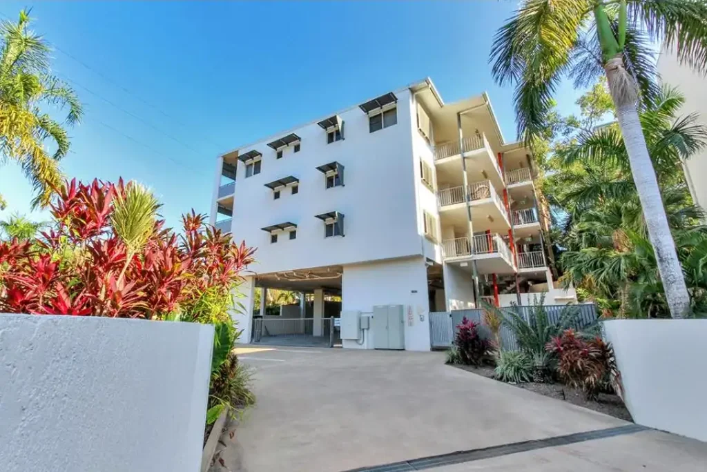 Modern airy apartment for lease