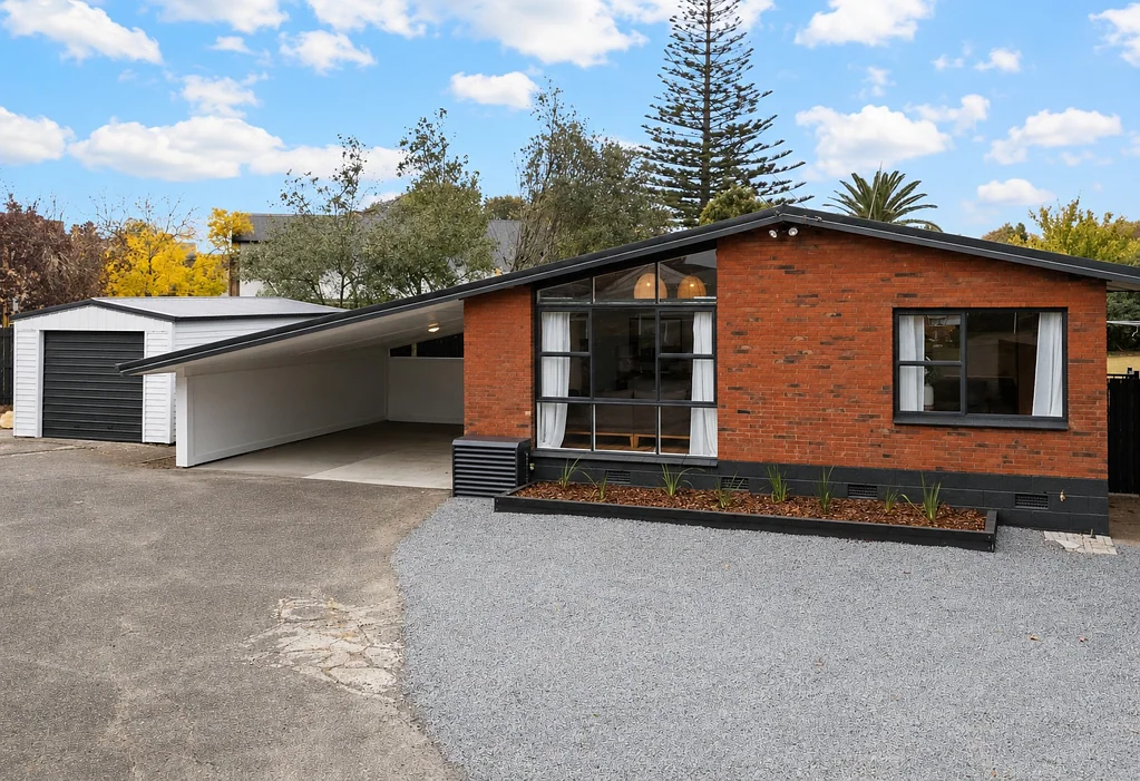 Mangere, 4 bedrooms