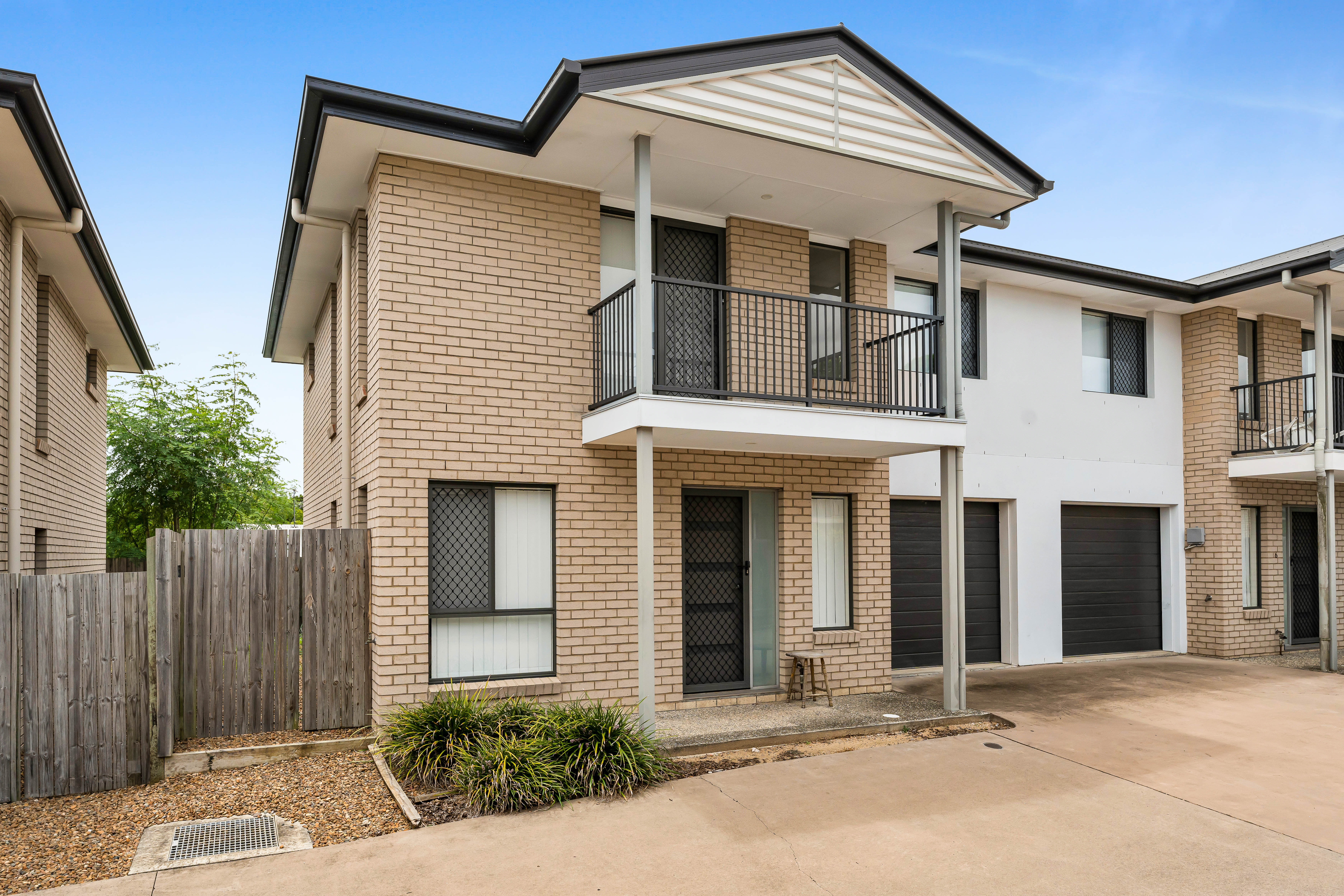 300 REDBANK PLAINS RD, BELLBIRD PARK QLD 4300, 0 phòng ngủ, 0 phòng tắm, Townhouse