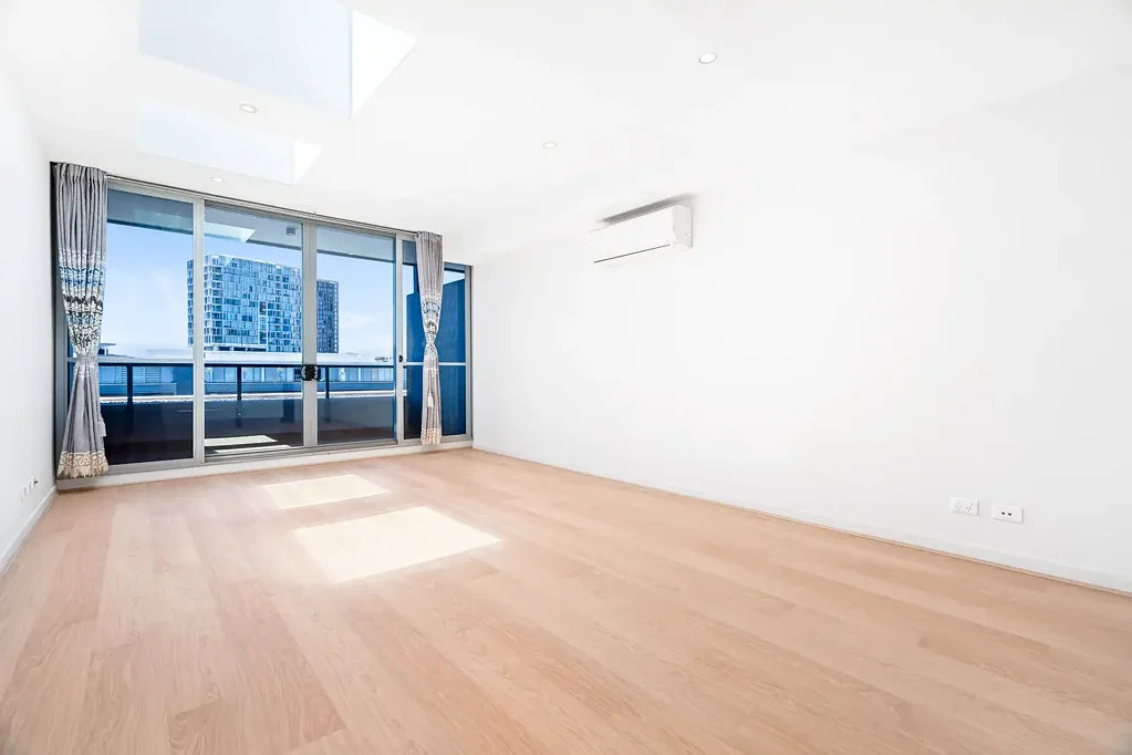 Spacious Apartment With Great Facilities