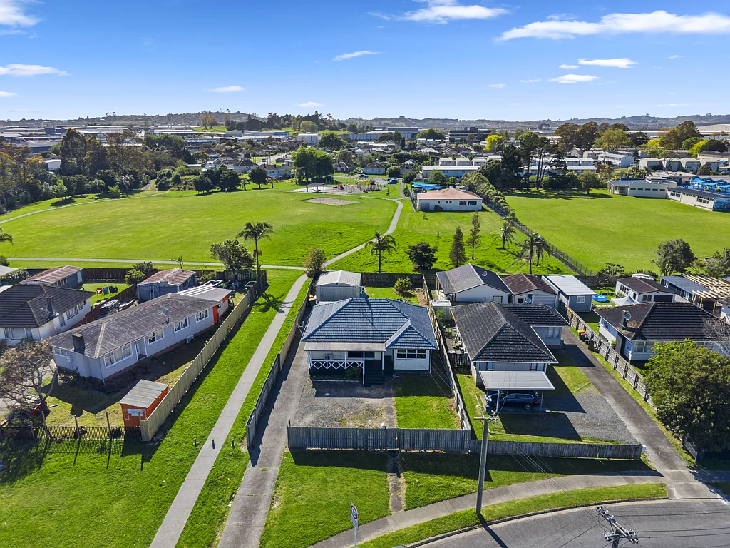 Otara 3 Bedroom For Families with Vision!