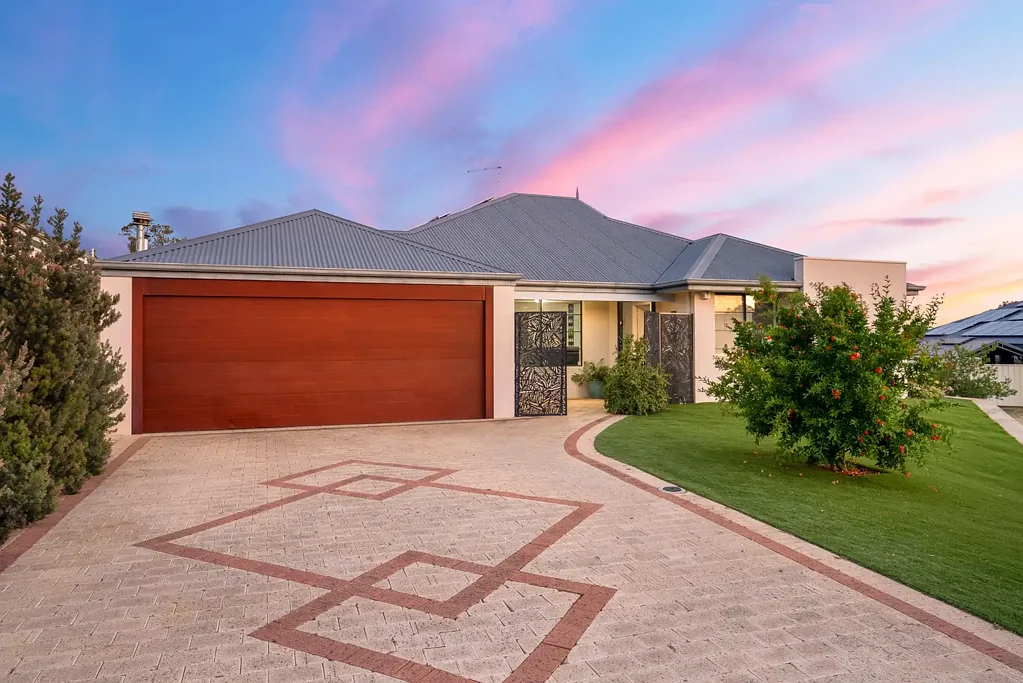 Baldivis 4ਬੈੱਡਰੂਮ Luxury Family Living with Premium Upgrades & Exceptional Outdoor Entertaining