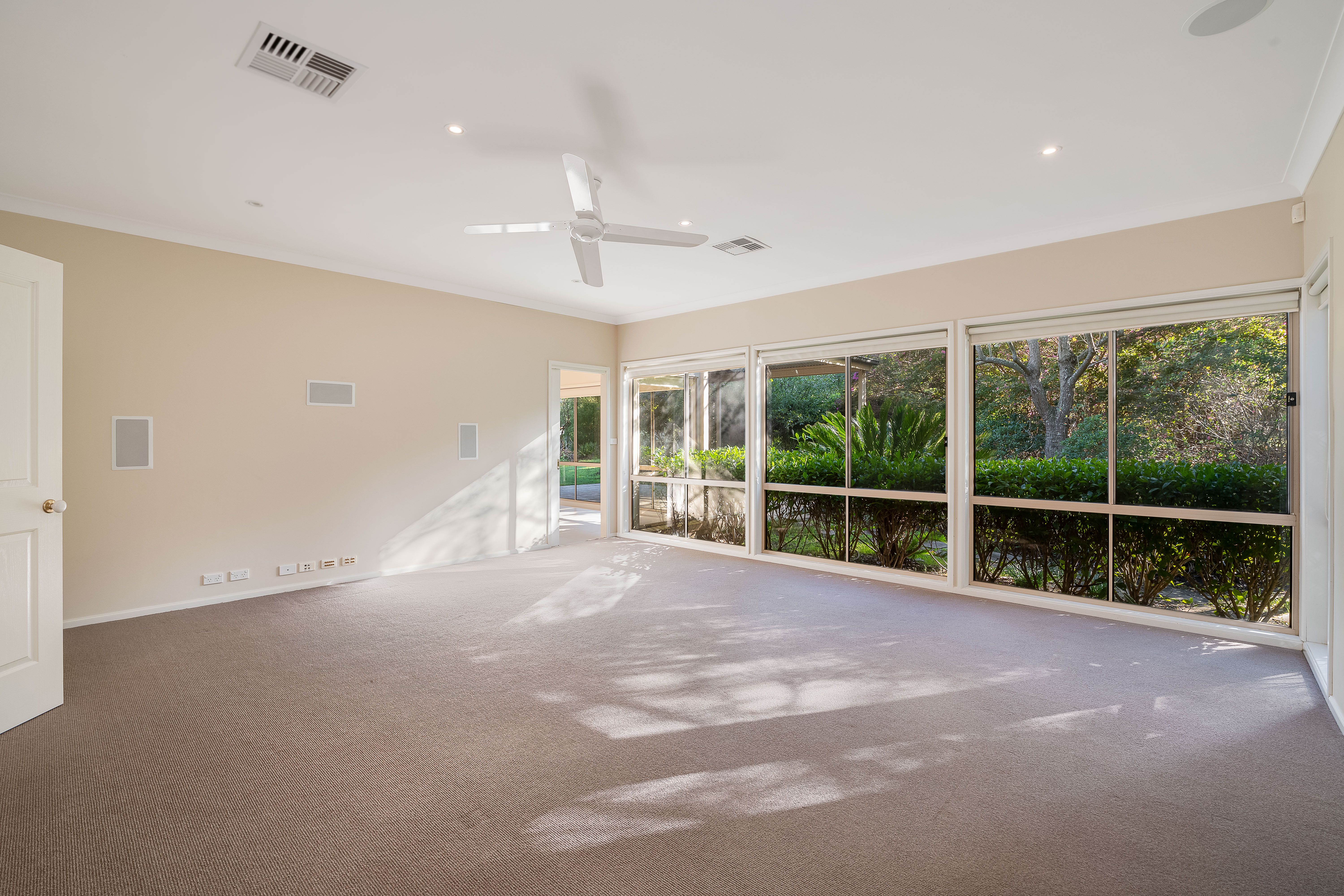 5 WHIPBIRD PL, THORNTON NSW 2322, 0 Kuwarto, 0 Banyo, House