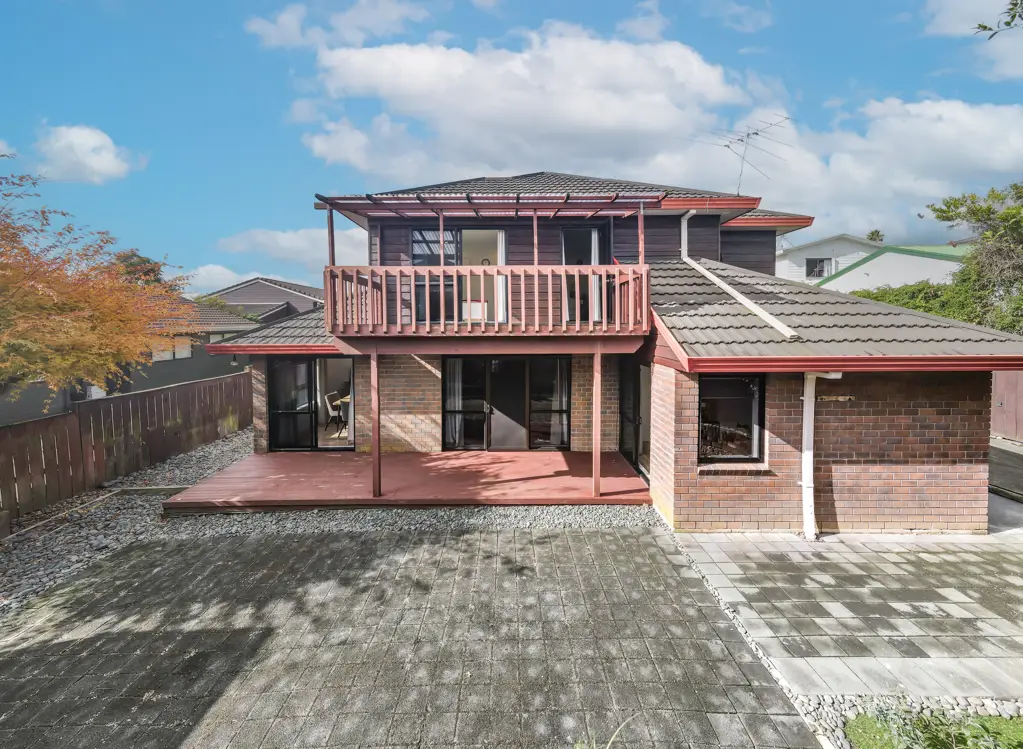 2/155 Whitford Road, Northpark, Manukau City, Auckland
