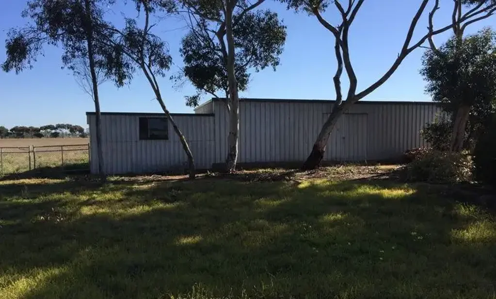 Mount Cottrell  FUTURE DEVELOPMENT and INVESTMENT OPPURTUNITY AWAITS ON 10 ACRE OAKBANK PSP MT COTTRELL