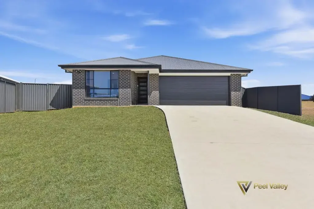 31 Evesham Circuit, Tamworth, NSW 2340
