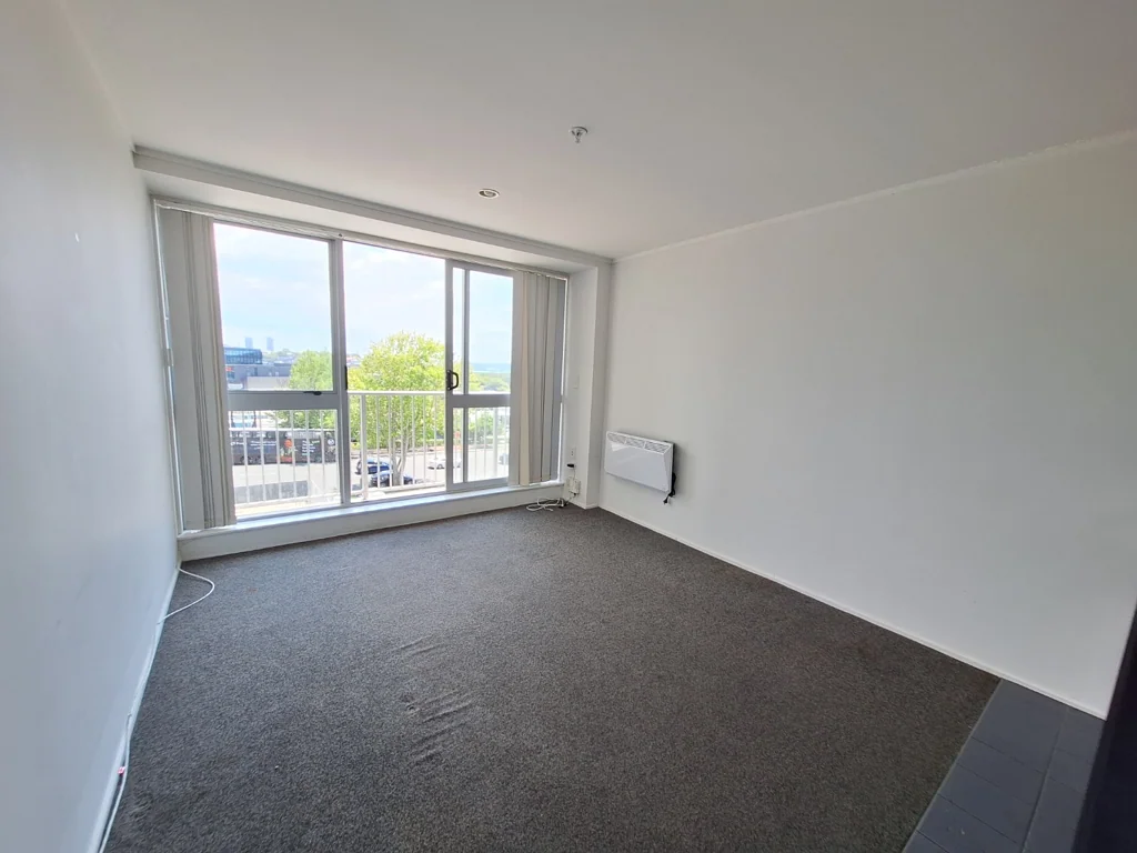 Unique 2b/2b Apartment