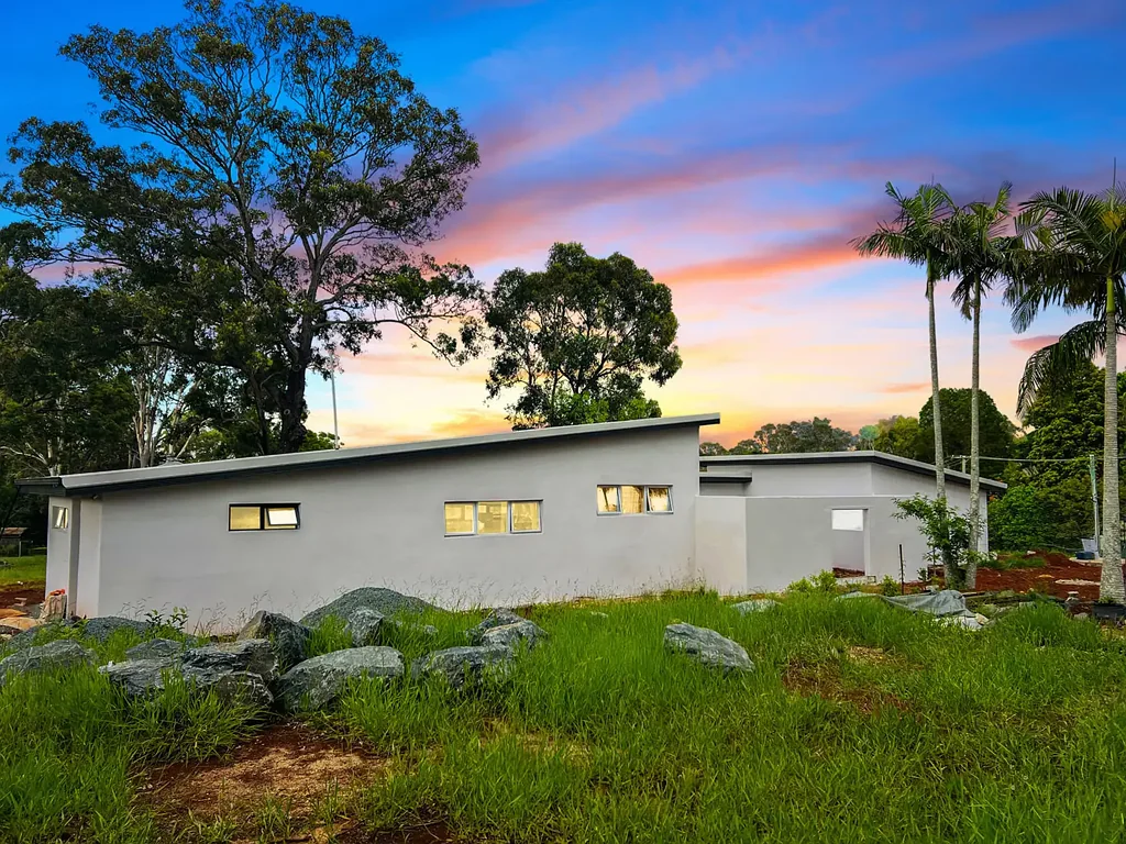 Lamb Island 2Moenga Modern, Architectural Concrete & Steel Home - $899,950