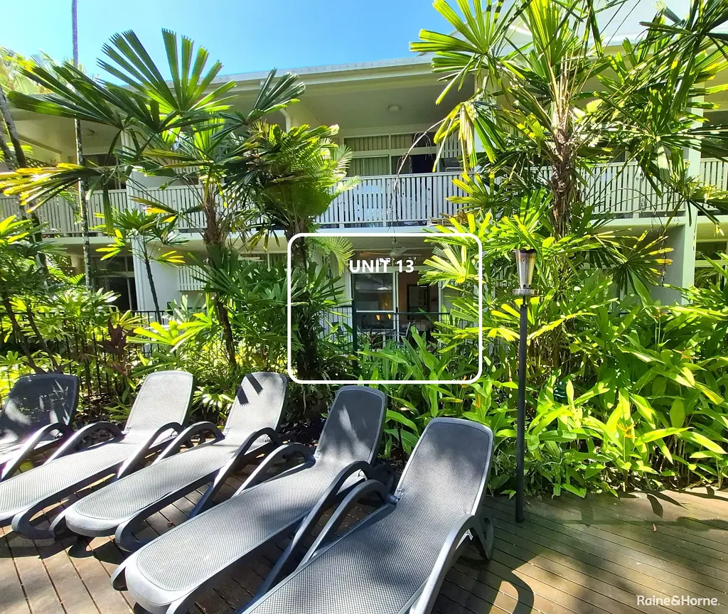Port Douglas 1ਬੈੱਡਰੂਮ GROUND FLOOR POOLSIDE - WALK TO BEACH & MAIN STREET