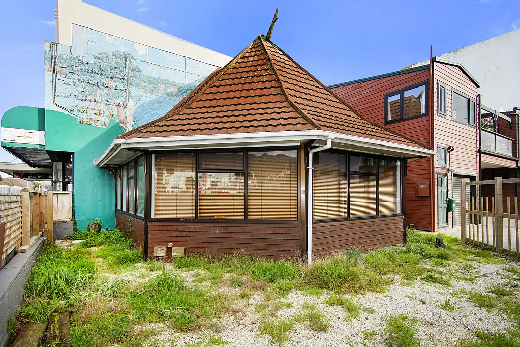 Te Aro Live, Work or Both ....