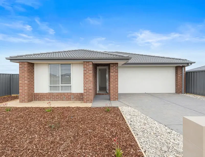 16 Gibson Street, Lucas, VIC 3350, 4房, 2浴, House