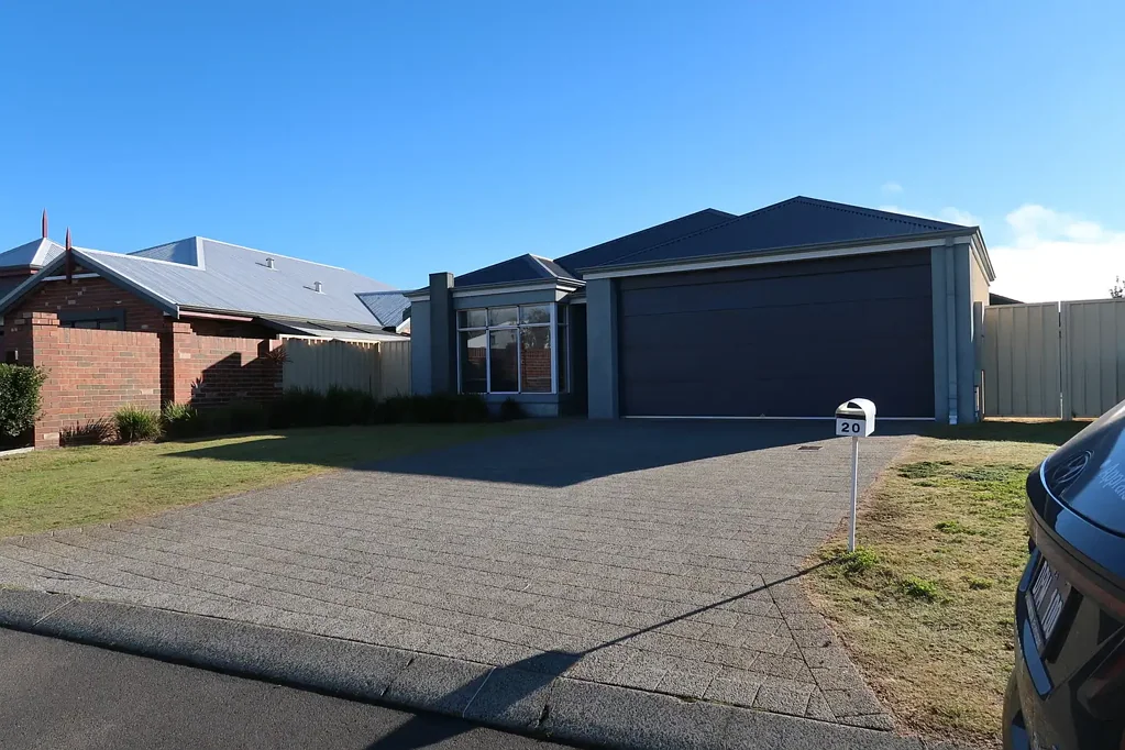Spacious Family Living in Sought-After Dalyellup
