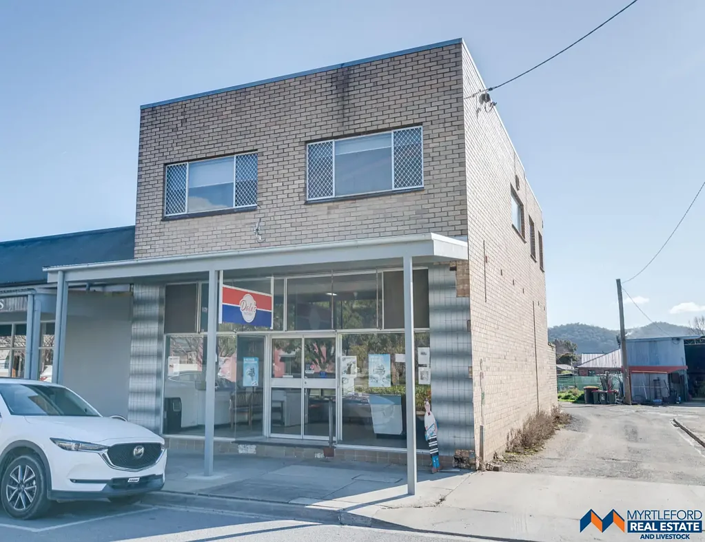 Myrtleford 2 Bedroom Commercial investment with a bonus 2 bed unit.