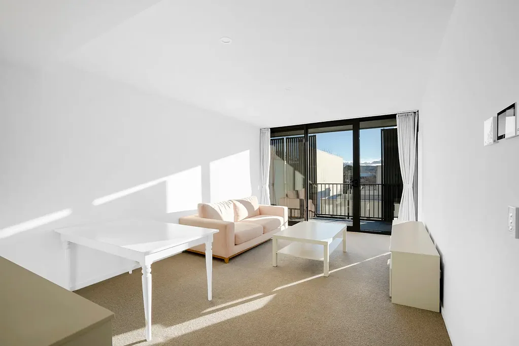 Sophisticated 2-Bedroom Residence with Panoramic Mountain Outlook on Northbourne Avenue