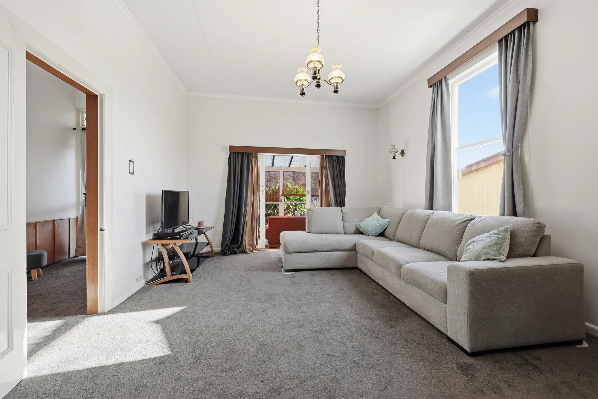 Port Chalmers 4침실 Sun-Drenched 4-Bedroom Home