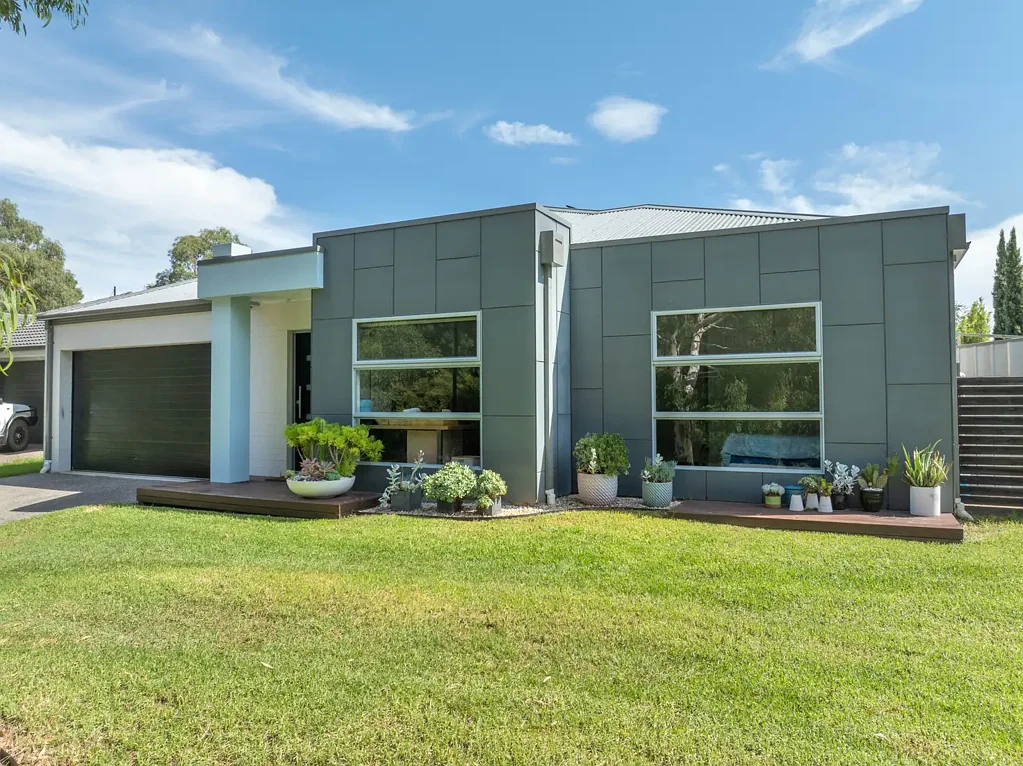 25 Dianella Place, Bairnsdale, VIC 3875