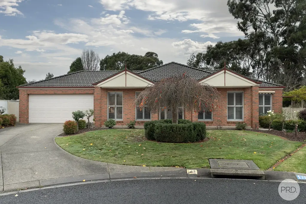 Invermay Park 4Zimmer Expansive Family Living in a Peaceful Court Setting