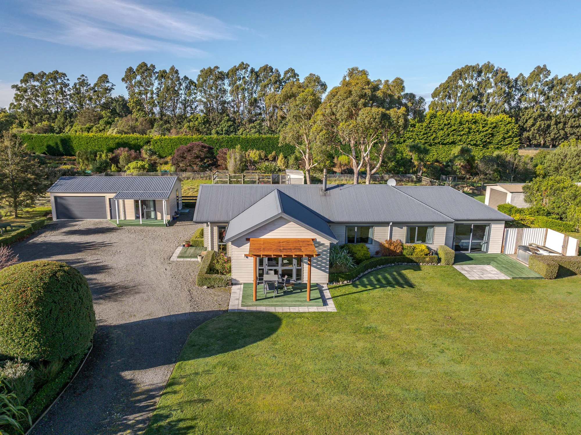 Carterton Thinking Lifestyle? Call Today - BEO $935,000