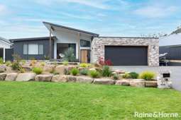 36 Brookwater Crescent, Mollymook Beach