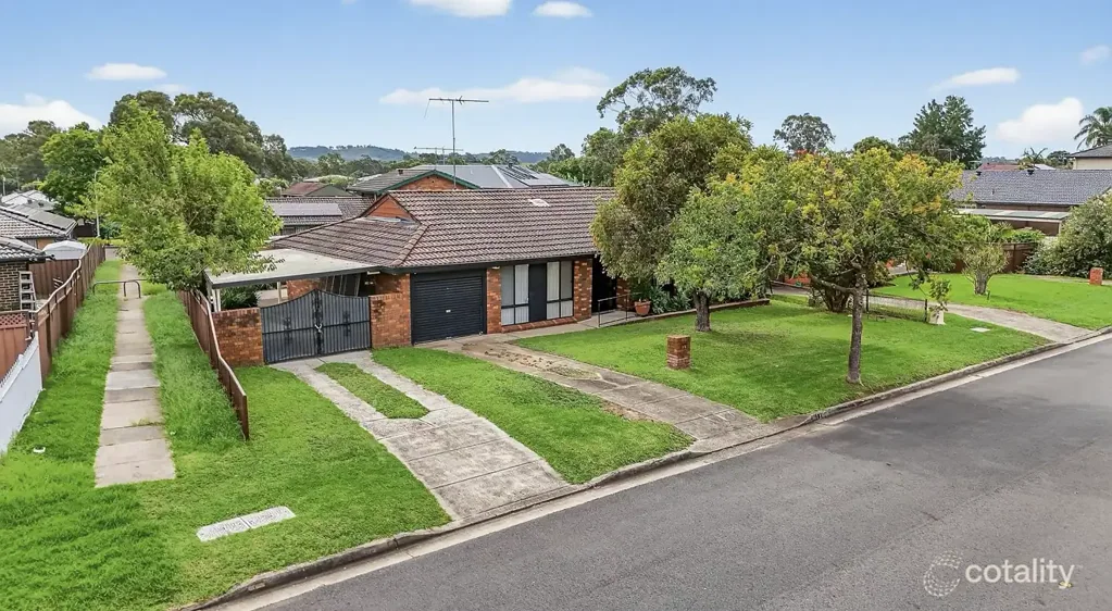 3 BEDROOM HOUSE FOR RENT AT Minto !!!!!!!