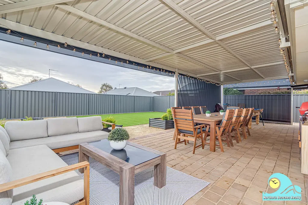 Yanchep 3ਬੈੱਡਰੂਮ GOLF ESTATE GEM WITH AN ENTERTAINER'S ALFRESCO – PERFECT FIRST HOME OR DOWNSIZE!