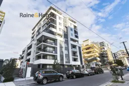 2/4-6 Browne Parade, Warwick Farm