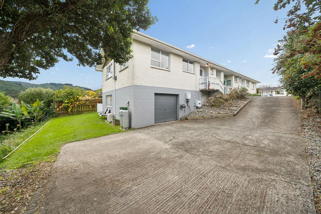 2/13 Roband Crescent, Brown Owl, Upper Hutt, Wellington