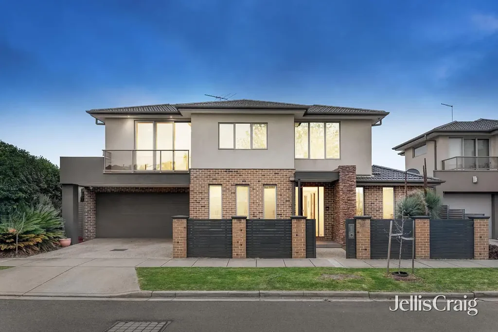 Bentleigh East 4कमरा Effortless family living with neutral simplicity