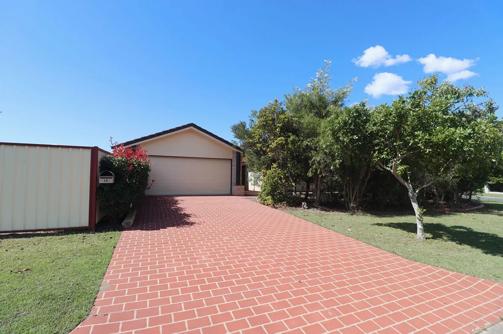 16 Rosedale, Wondunna, QLD 4655