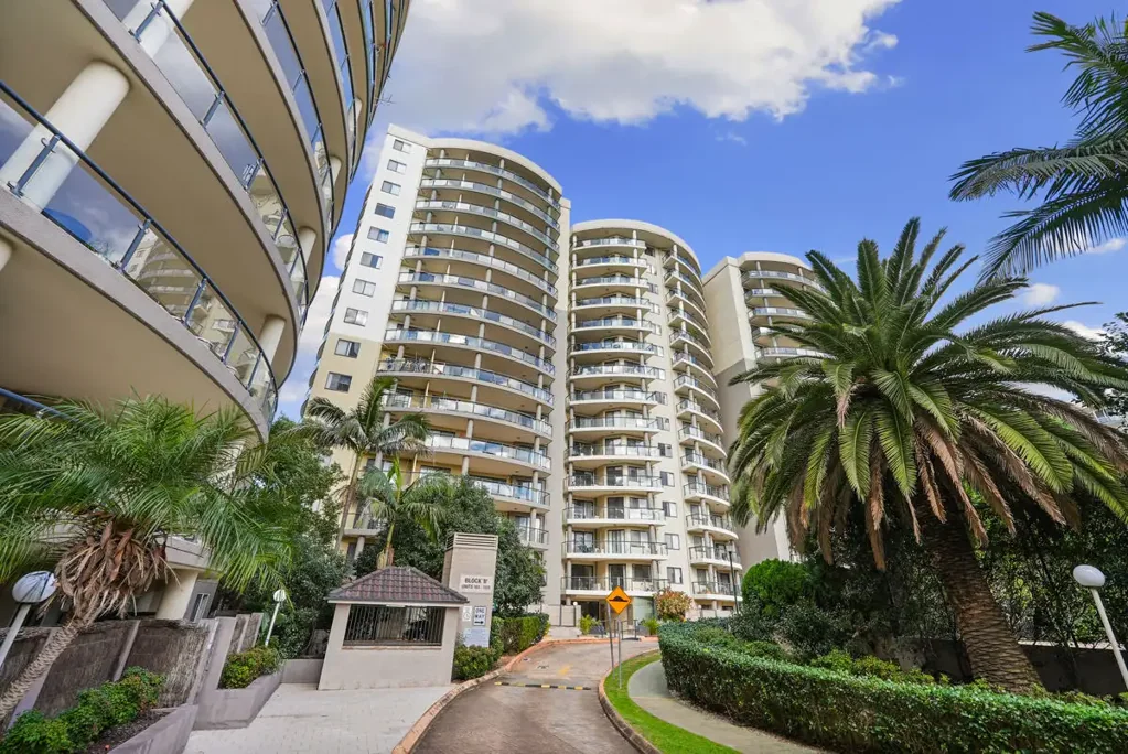 1002/91B Bridge Road, Westmead, NSW 2145