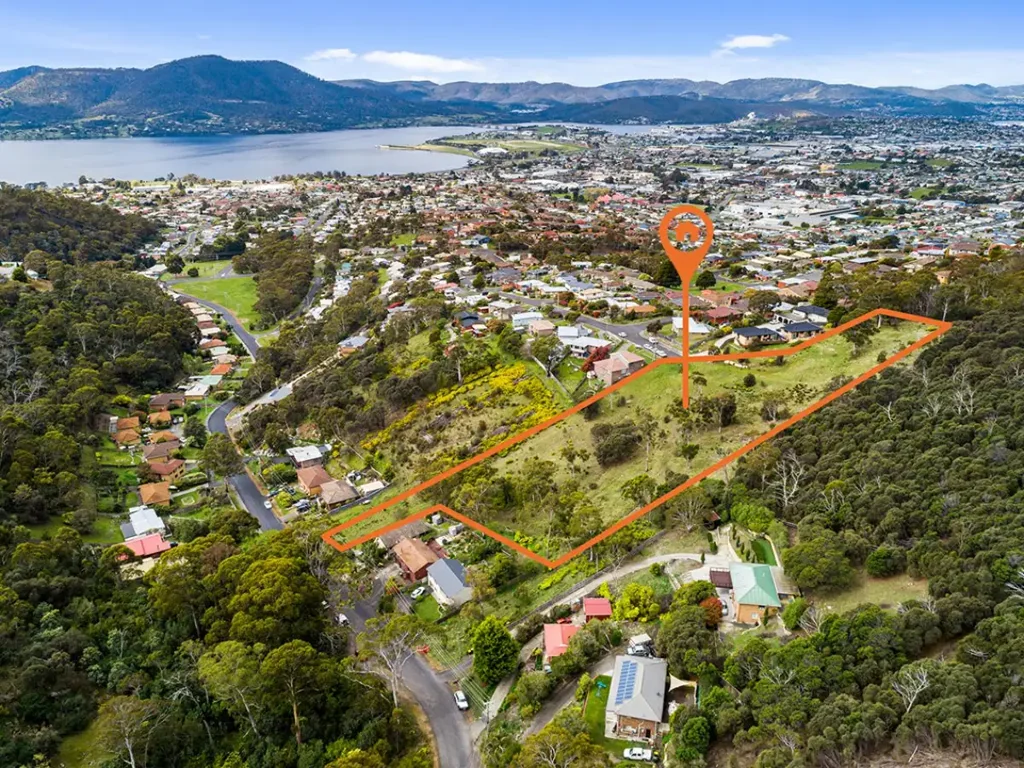 Glenorchy  Prime development opportunity – DA approved for 24 dwellings