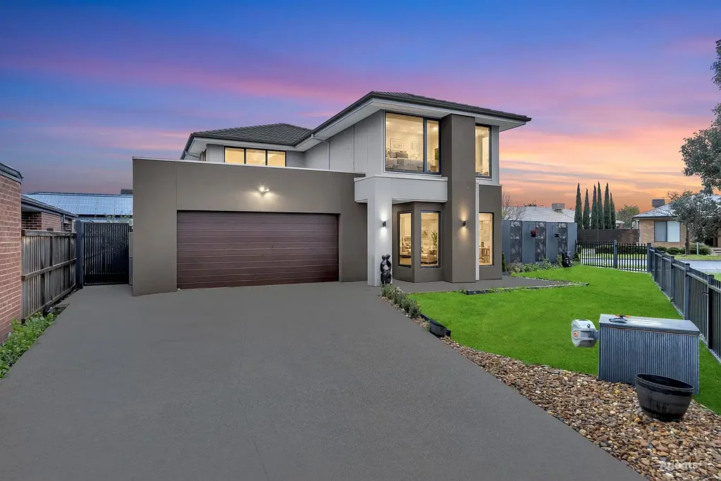 Thornhill Park 5部屋 Luxury Family Living with Space, Style & Sophistication in the Heart of Thornhill Park