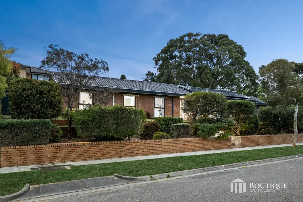 Dandenong North 3Zimmer 3 Bedrooms plus a Study in Rosewood Downs