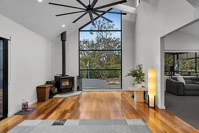 16 Grandview Parade, Hill Top, NSW 2575, 5 Bedrooms, 3 Bathrooms, House