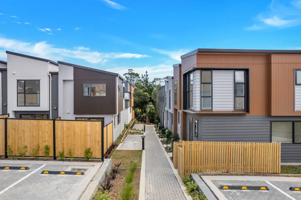 Henderson 2部屋 Edgewood Green: Affordable Homes for You!