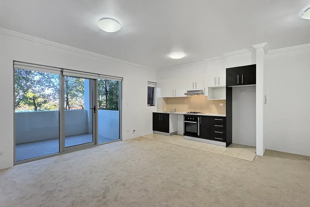 Modern Updated One Bedroom Unit