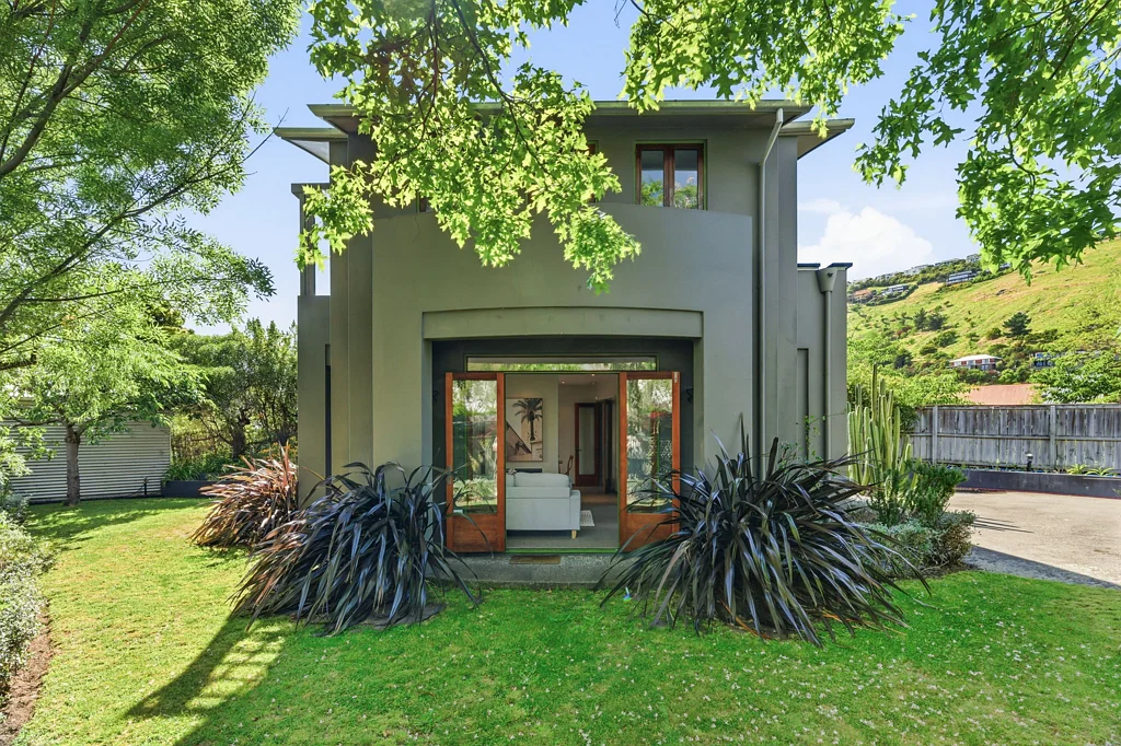 Sumner 3 Slaapkamer Grace House - An Architectural Oasis by the Beach!