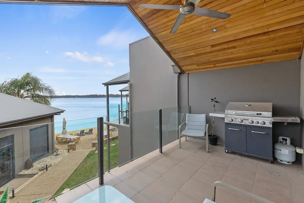 Nagambie 2Phòng ngủ Prestige Waterfront Townhouse – Luxury Lakeside Living