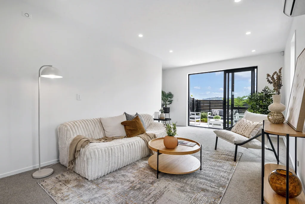 Flat Bush 3બેડરૂમ Best Value - Investors or First Home