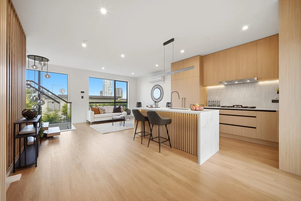 Takapuna 3房  Bold Architecture. Refined Luxury. Takapuna Living