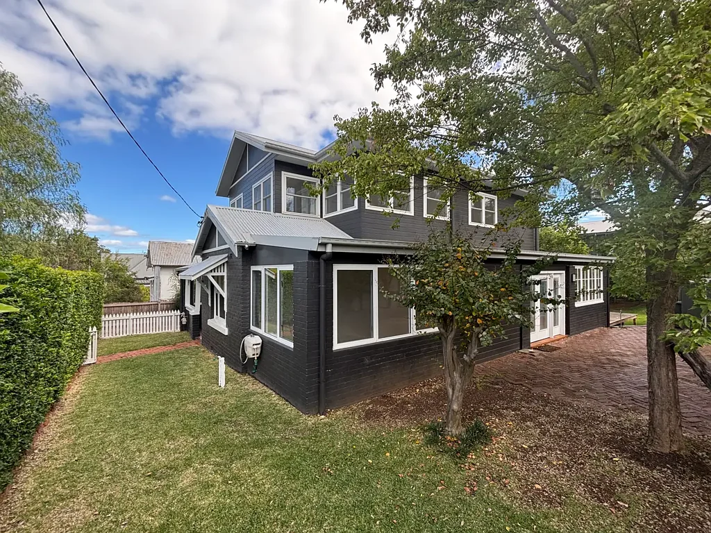 East Tamworth 4 Bedroom All OFFERS IN BY 4PM MON 1ST SEPT - MUST BE SOLD