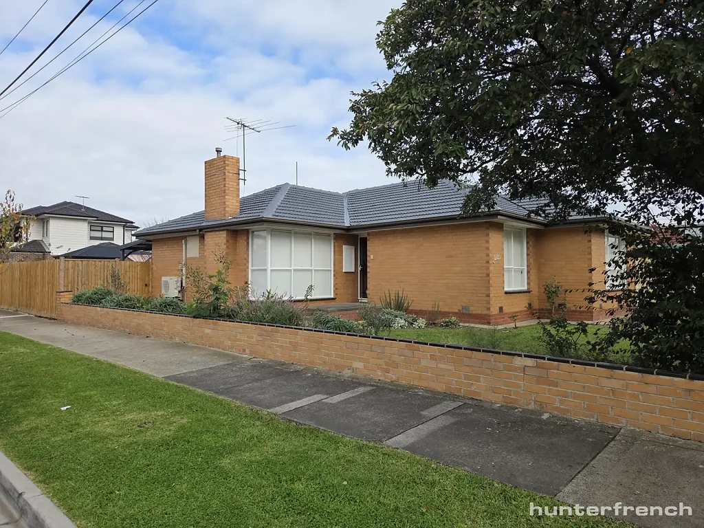 NEWLY RENOVATED 3 BEDROOM HOUSE
