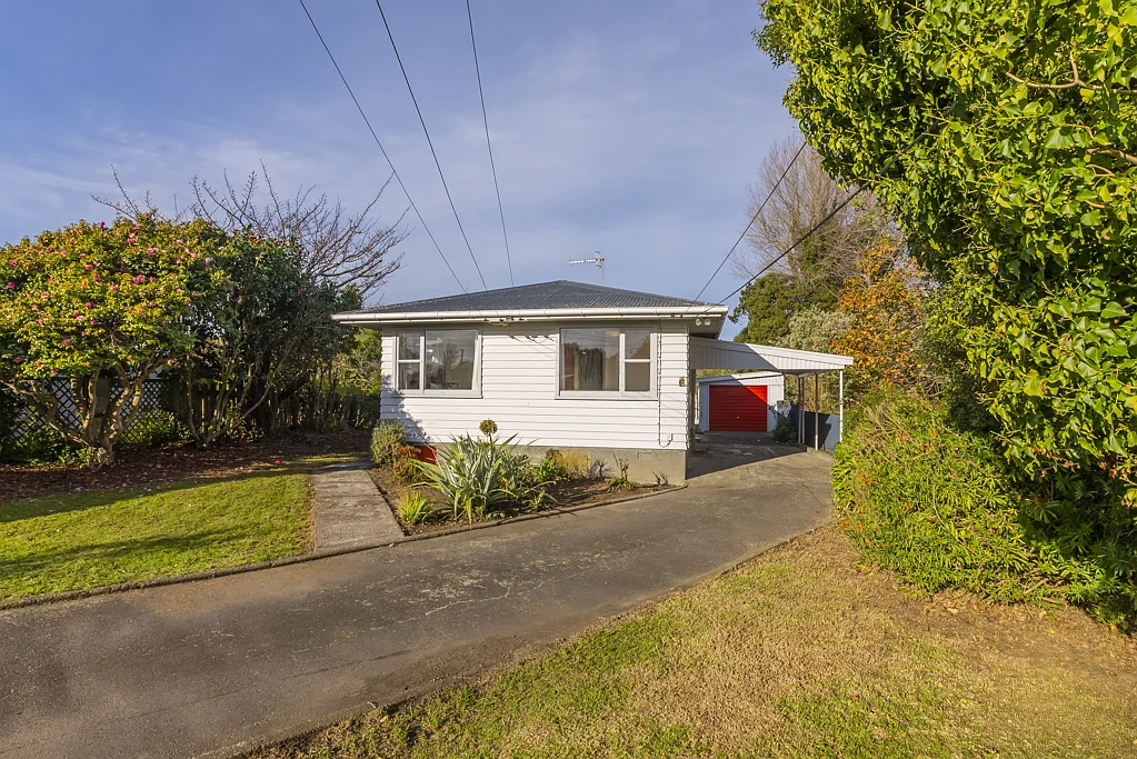 42 Kiwi Road, Raumati Beach, Kapiti Coast, Wellington