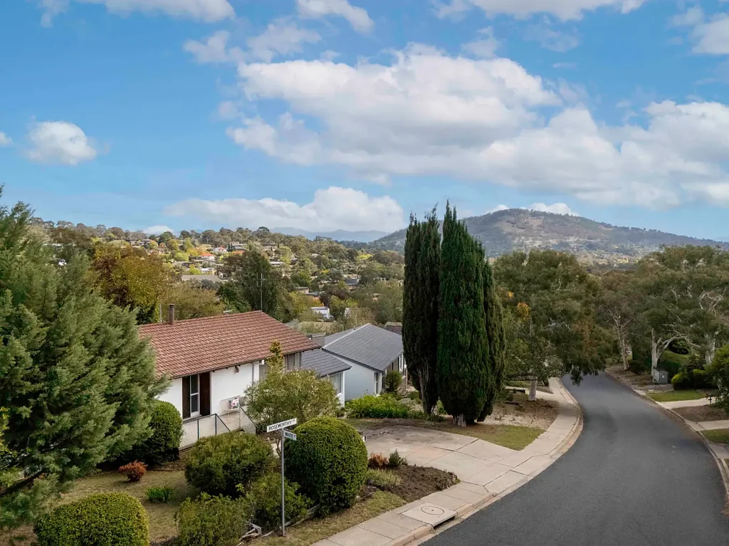6 Roseworthy Crescent, Farrer, ACT 2607