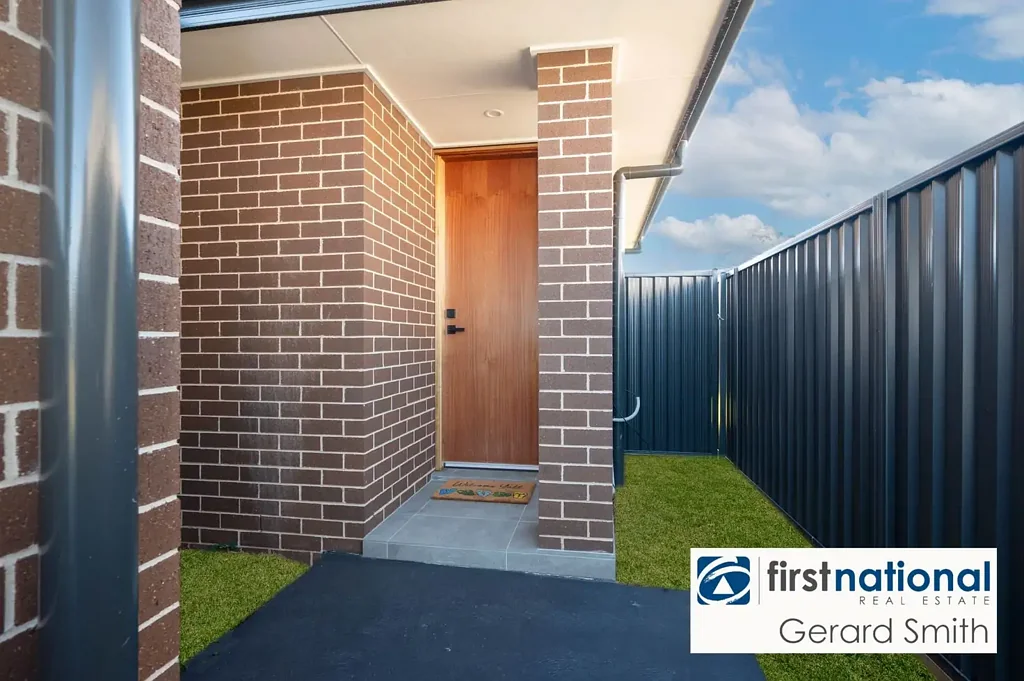 LOVELY NEAR NEW GRANNY FLAT