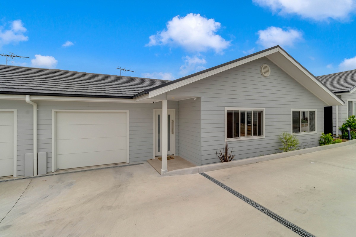 UNIT 2 53 WARBLER AV, ABERGLASSLYN NSW 2320, 0 ห้องนอน, 0 ห้องน้ำ, House